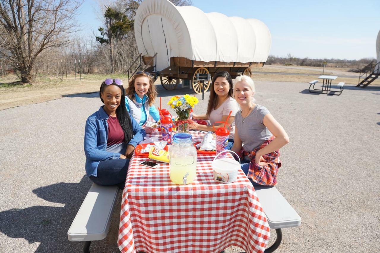 Orr Family Farm & Rr, Llc Farm stay Oklahoma City